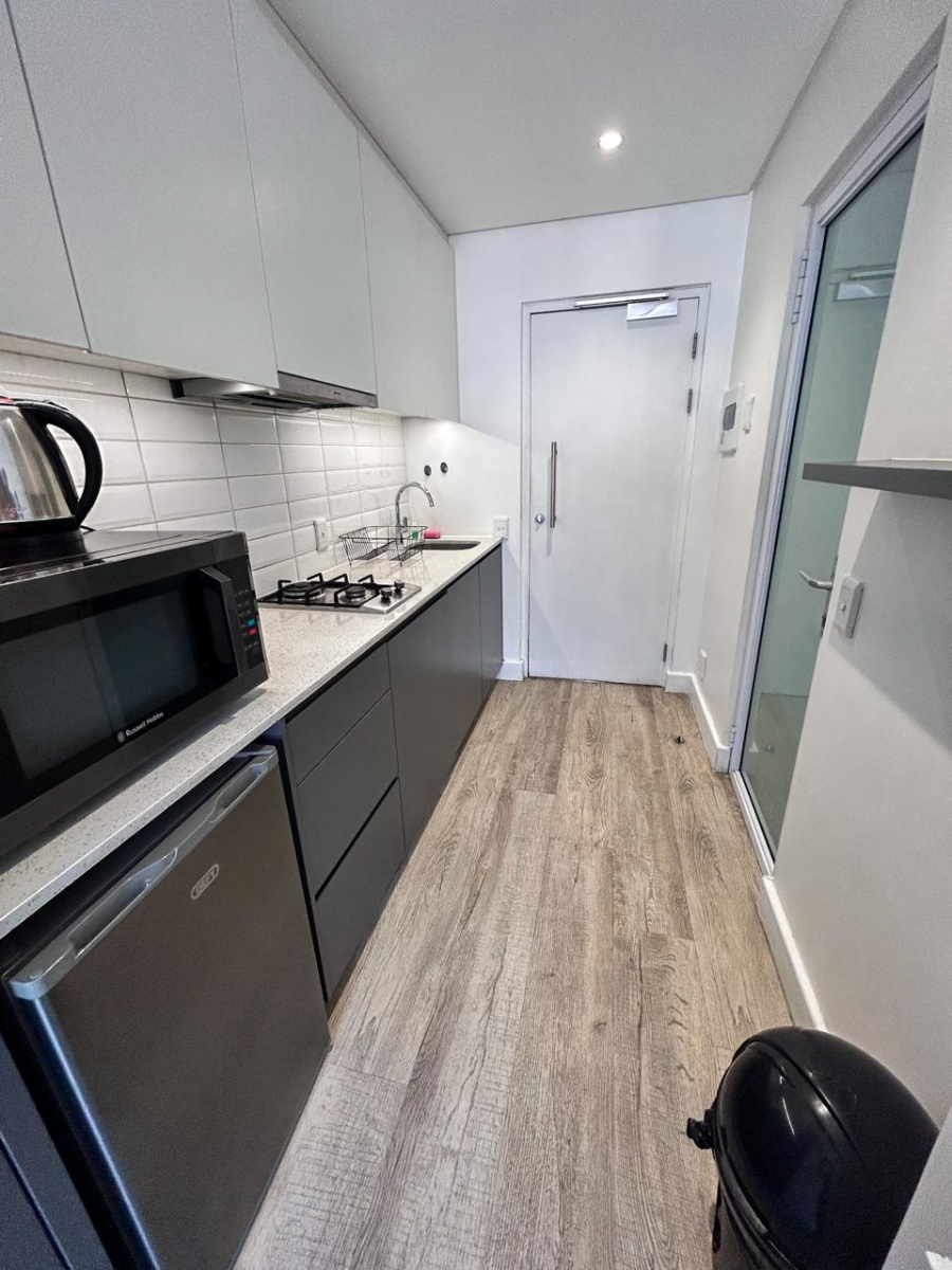 1 Bedroom Property for Sale in Woodstock Western Cape